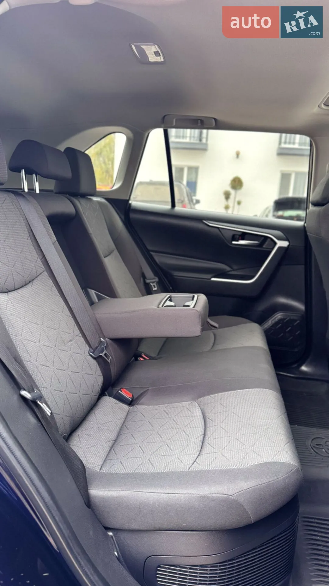 2021 Toyota RAV 4 - мініатюра 24