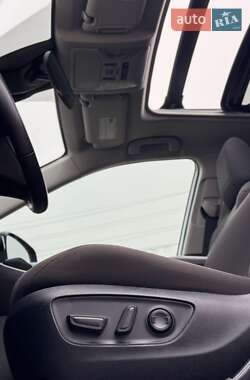 Внедорожник / Кроссовер Toyota RAV4 2021 в Умани