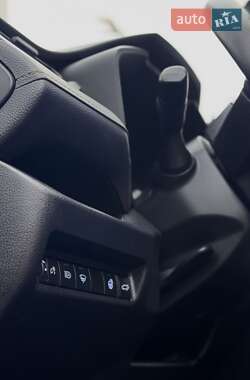 Внедорожник / Кроссовер Toyota RAV4 2021 в Умани