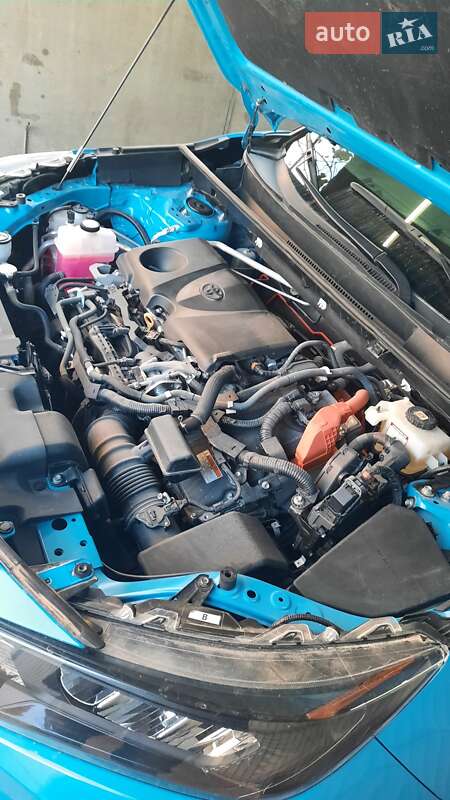 Внедорожник / Кроссовер Toyota RAV4 2021 в Черноморске