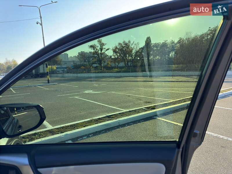 Позашляховик / Кросовер Toyota RAV4 2016 в Львові