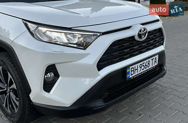 Внедорожник / Кроссовер Toyota RAV4 2019 в Одессе