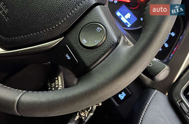 Внедорожник / Кроссовер Toyota RAV4 2013 в 
