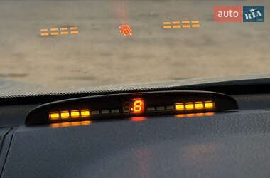 Внедорожник / Кроссовер Toyota RAV4 2013 в 