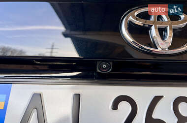 Внедорожник / Кроссовер Toyota RAV4 2021 в Киеве