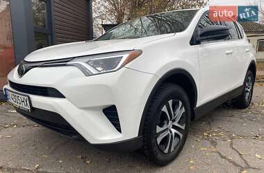 Внедорожник / Кроссовер Toyota RAV4 2018 в Полтаве