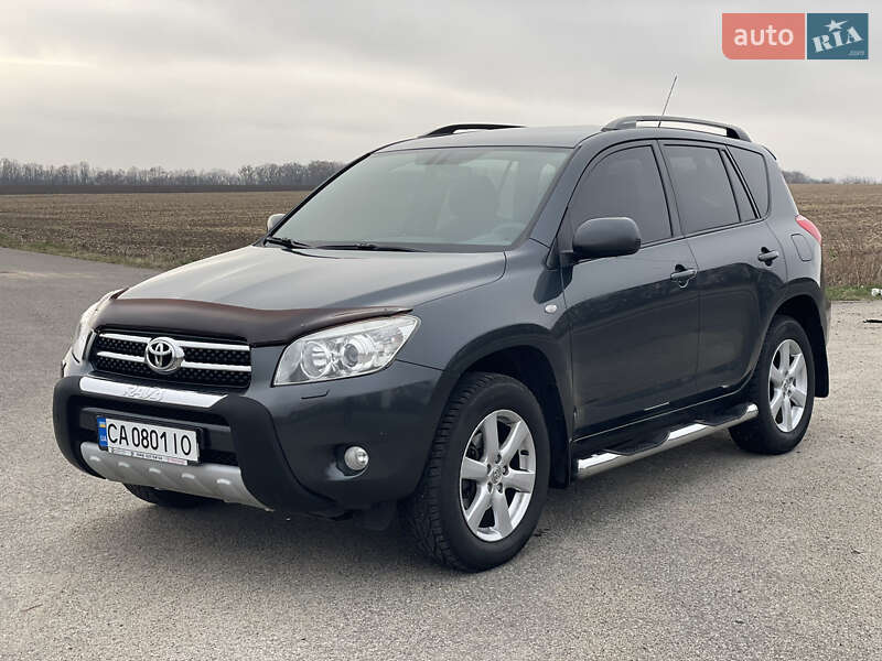 Внедорожник / Кроссовер Toyota RAV4 2008 в Корсуне-Шевченковском