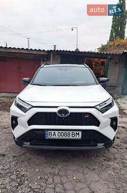 Внедорожник / Кроссовер Toyota RAV4 2023 в Кропивницком