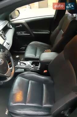 Позашляховик / Кросовер Toyota RAV4 2018 в Києві