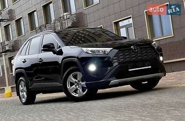 Внедорожник / Кроссовер Toyota RAV4 2021 в Одессе