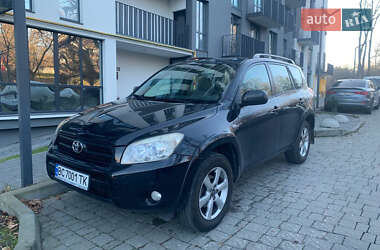 Позашляховик / Кросовер Toyota RAV4 2007 в Львові