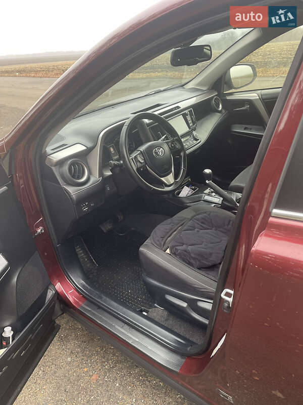 Внедорожник / Кроссовер Toyota RAV4 2017 в Гайвороне фото 4 Внедорожник / Кроссовер Toyota RAV4 2017 в Гайвороне