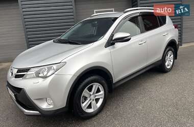 Внедорожник / Кроссовер Toyota RAV4 2013 в Харькове