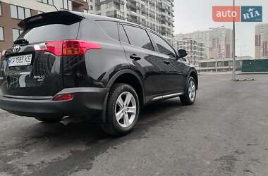 Позашляховик / Кросовер Toyota RAV4 2013 в Києві