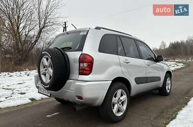 Внедорожник / Кроссовер Toyota RAV4 2002 в Нежине