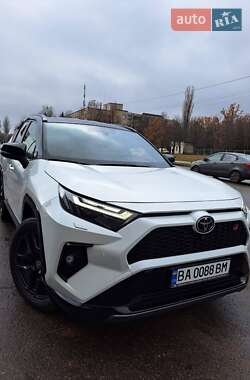 Позашляховик / Кросовер Toyota RAV4 2023 в Кропивницькому