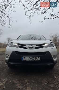 Позашляховик / Кросовер Toyota RAV4 2014 в Слов'янську