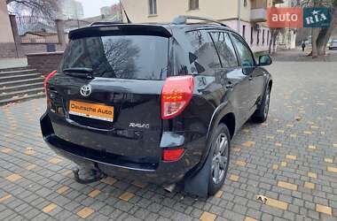 Позашляховик / Кросовер Toyota RAV4 2006 в 
