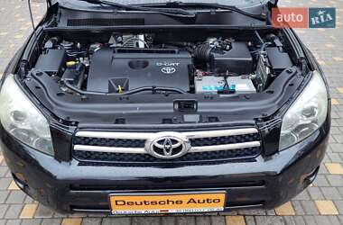 Позашляховик / Кросовер Toyota RAV4 2006 в 