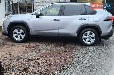 Позашляховик / Кросовер Toyota RAV4 2021 в Житомирі