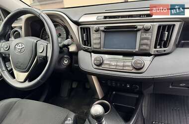 Внедорожник / Кроссовер Toyota RAV4 2014 в Днепре