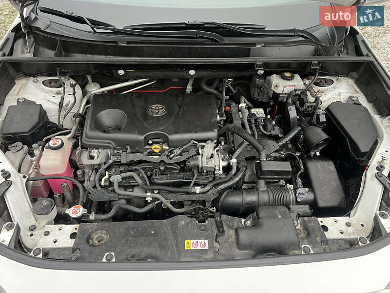 Позашляховик / Кросовер Toyota RAV4 2018 в Кременчуці