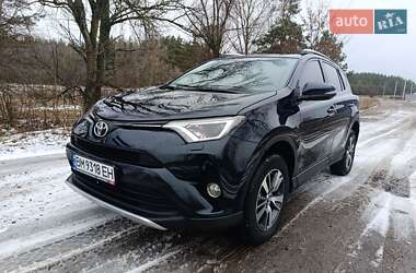 Позашляховик / Кросовер Toyota RAV4 2017 в Охтирці