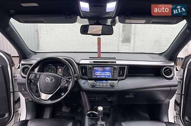 Позашляховик / Кросовер Toyota RAV4 2018 в Києві