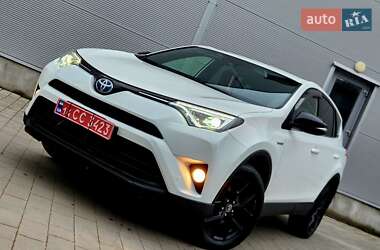 Позашляховик / Кросовер Toyota RAV4 2018 в Києві