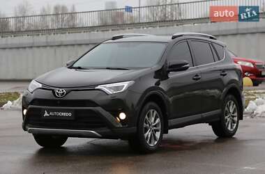 Позашляховик / Кросовер Toyota RAV4 2016 в Києві