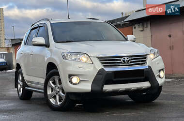 Позашляховик / Кросовер Toyota RAV4 2011 в Києві