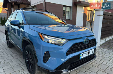 Позашляховик / Кросовер Toyota RAV4 2022 в Надвірній