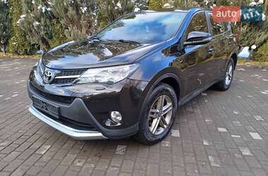 Позашляховик / Кросовер Toyota RAV4 2015 в Львові