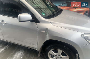 Позашляховик / Кросовер Toyota RAV4 2006 в Яворові