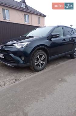 Позашляховик / Кросовер Toyota RAV4 2016 в Бишеві