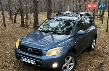 Позашляховик / Кросовер Toyota RAV4 2006 в Києві