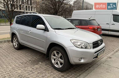 Позашляховик / Кросовер Toyota RAV4 2007 в Києві