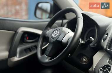 Внедорожник / Кроссовер Toyota RAV4 2007 в Ахтырке