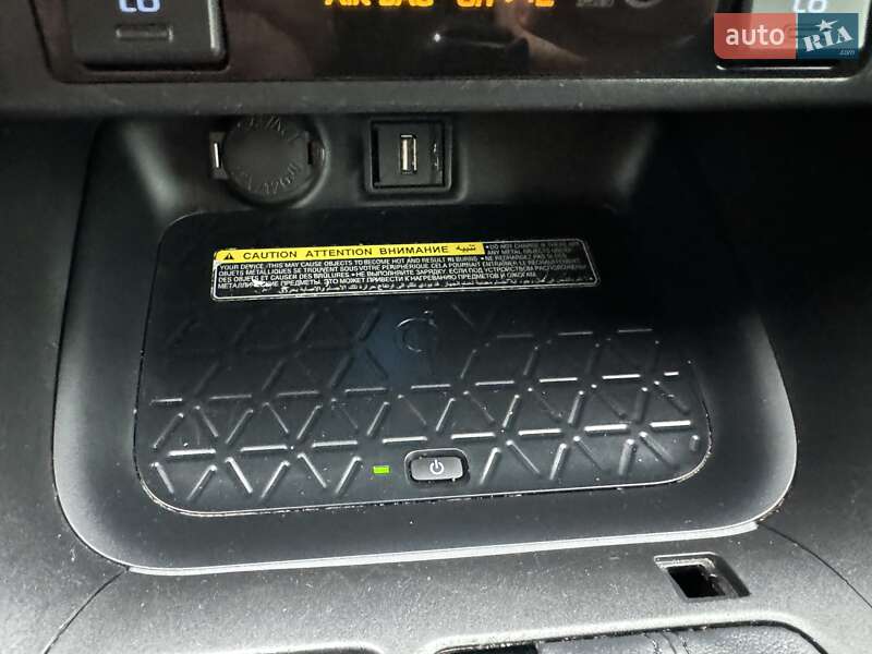 Внедорожник / Кроссовер Toyota RAV4 2021 в Одессе