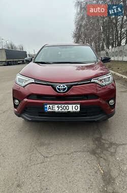 Позашляховик / Кросовер Toyota RAV4 2018 в Дніпрі