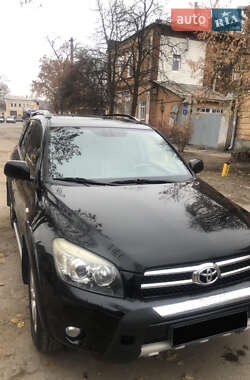 Внедорожник / Кроссовер Toyota RAV4 2007 в 