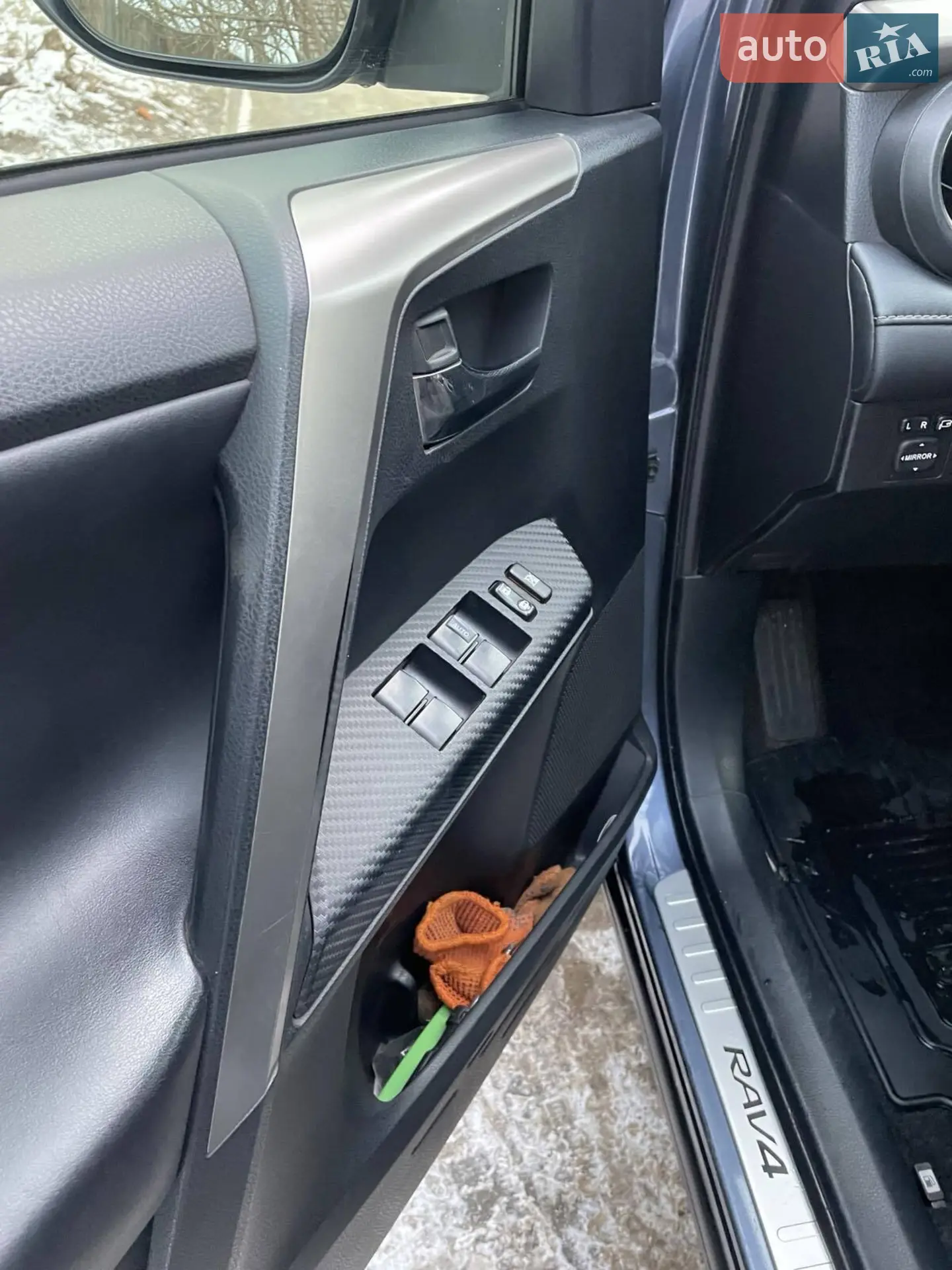 2013 Toyota RAV 4 - мініатюра 4