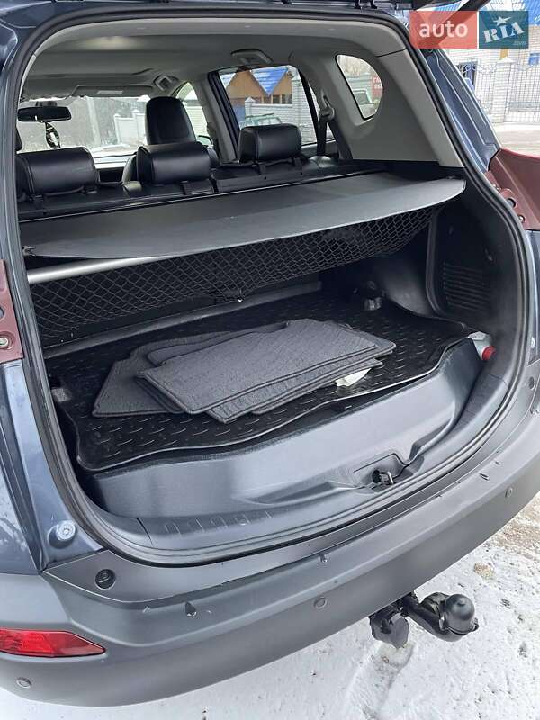 Внедорожник / Кроссовер Toyota RAV4 2013 в Изюме