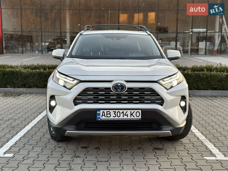 Внедорожник / Кроссовер Toyota RAV4 2022 в Виннице
