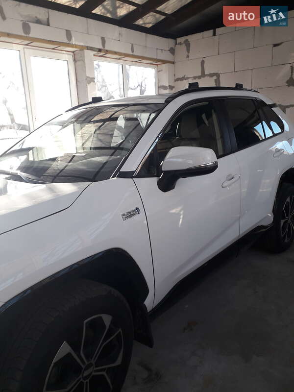 Внедорожник / Кроссовер Toyota RAV4 2021 в Одессе