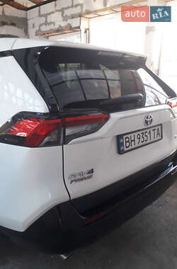 Позашляховик / Кросовер Toyota RAV4 2021 в Одесі