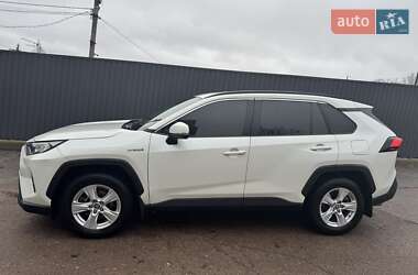 Внедорожник / Кроссовер Toyota RAV4 2021 в Житомире