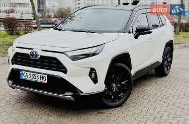 Позашляховик / Кросовер Toyota RAV4 2022 в Києві