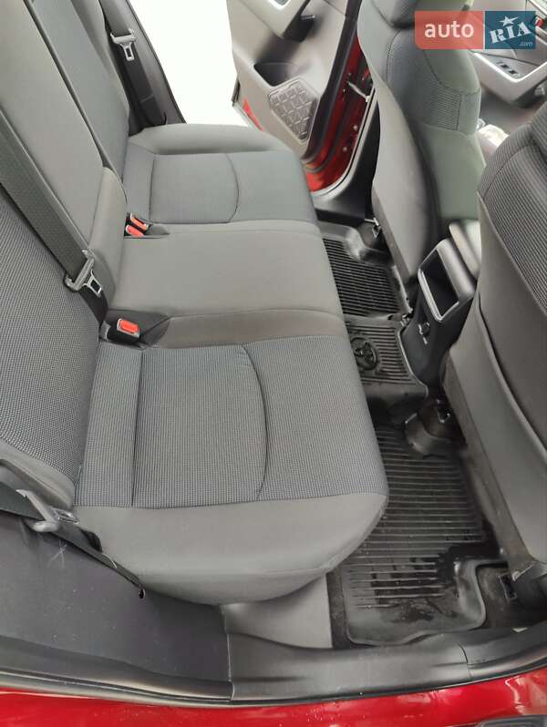 Внедорожник / Кроссовер Toyota RAV4 2019 в Тернополе