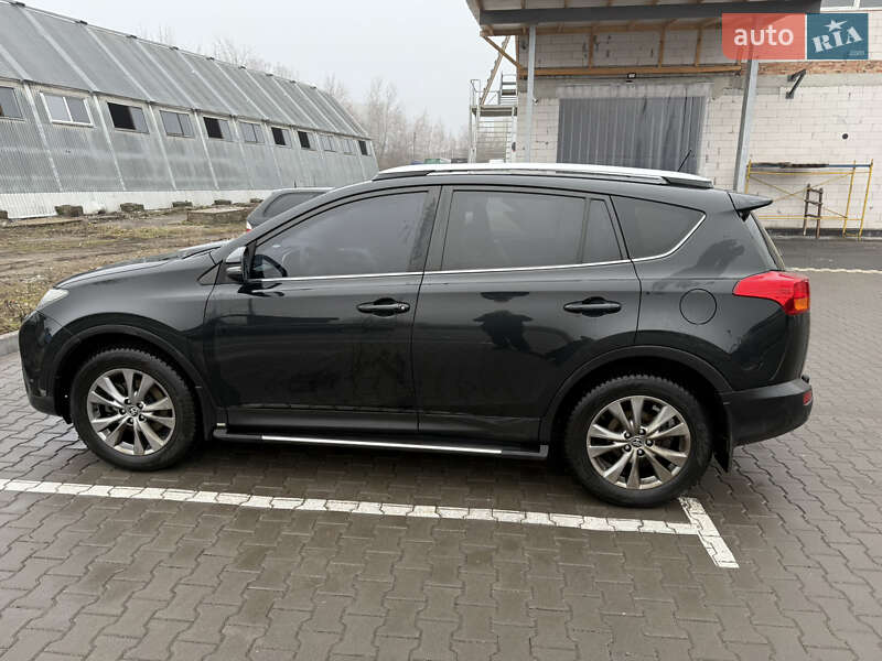 Позашляховик / Кросовер Toyota RAV4 2014 в Вінниці